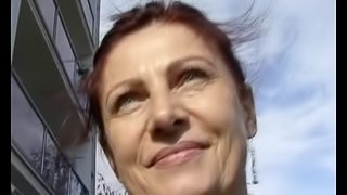 Amateur milf redhead sucks cock