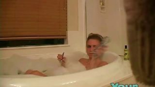 Bathtub Spy masturbation