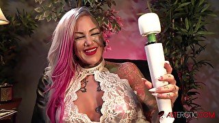 Busty babe Evilyn Ink tattoos Ivan then masturbates