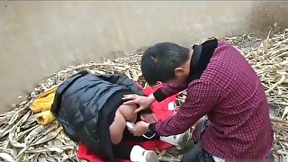 Chinese Creampie On A Garbage Dump