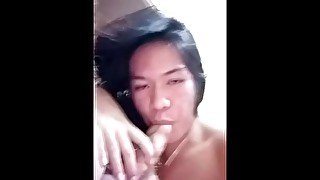 Hot Asian saking dick