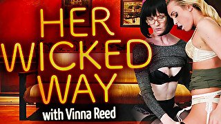 Naughty Julia & Vinna Reed in Her Wicked Way - FFStockings