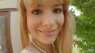 Sexy Blonde Enjoys A Big Cock (charlyse Bella - Ai)