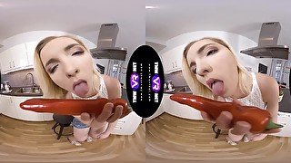 Hot pepper for salad and orgasm - TmwVRnet