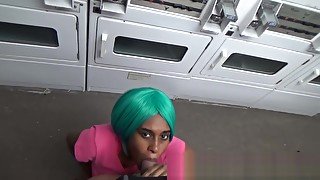 Fuck Stranger Ebony Teen Cute Amateur Blowjob Public In Laundromat Head 18