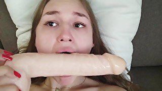 Cock-hungry shemale Lana fucked herself in her mouth