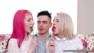 18yo Lovemaking Parties Han With Hanna Rey And Alien Fox