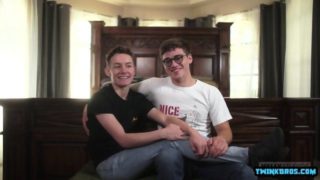 Big Dick Twinks Spanking With Cumshot