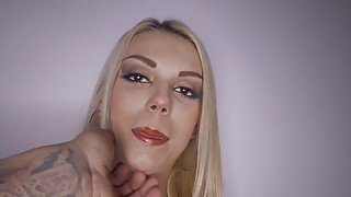 Pretty blonde chick takes money to be fucked in the tight ass