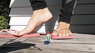 Giantess In Flip Flops