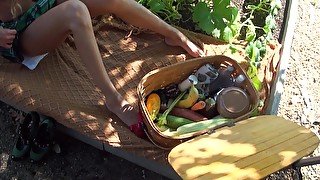 Dainty college girl gets a hardcore garden veggie pussy stretch