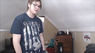 Girl comes over.... and makes nerdy guy cum