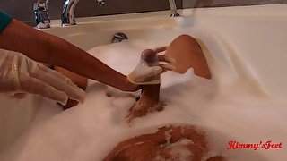 COCK FLASHING Real hotel maid catches me jerking off and cleans my cock (DICK INSIDE GLOVES)