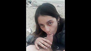 Mamada Y Semen En La Boca - En La Playa Publica - ¡¿Nos atraparon ?!