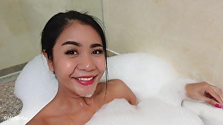 Sexy Thai bath time