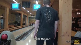 HUNT4K. Sex in a bowling place - I've got strike!