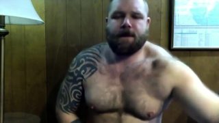 Hot Hairy Bear Gets Off On The Stink of his Hairy Musty Armp