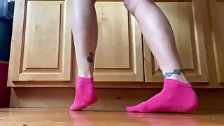 Wanna take my toe socks off?! Watch till the end😈💥