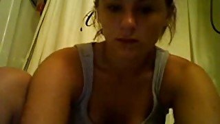 Slutty amateur natural webcam black head flashed her hungry pussy