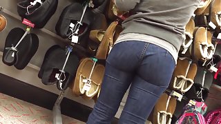 Nice ass in jeans