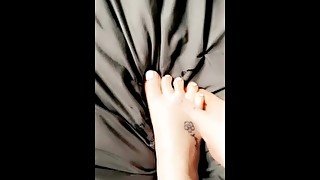 TATTOOED BABE Oil FOOT MASSAGE