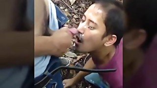 Hot Action in Public Amateur Completion