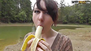 Amateur Xxx Video Made In A Park - Carl And Cheyenne