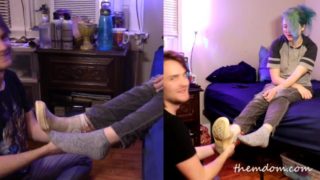 Manic's Stinky First Time Foot Worship turns her on and becomes a makeout session!