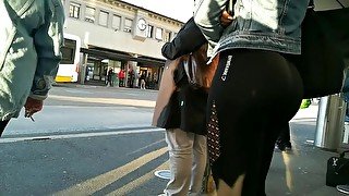 leggings teen 18+ ass waiting for bus