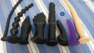 ස්ලේව් කොල්ල පදින සුපිරිම ටොයිස් ටිකක් My slave's pleasure monster sex toy collection