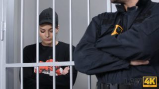 The prisoner is fucked right in the cell