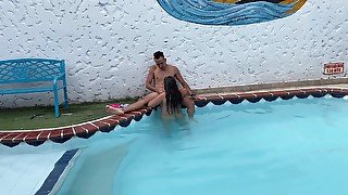 The Neighbor Leaves Her Husband At Home To Fuck The First See In The Pool