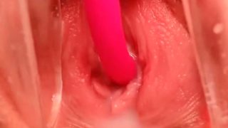 OhMiBod Creamy Cum Speculum Deep Inside Cervi