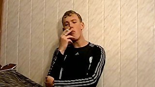 Blond chainsmoker cumming after vigorous wanking