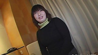 Hot Japanese Cutie Blows Fang