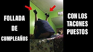 Le doy con los tacones puestos. Me cojo a la cumpleañera (vertical video)