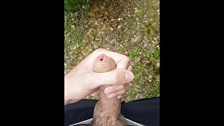 Italian teen jerks off his uncut cock and sprays cum everywhere at a public park 💦