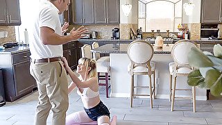 Jessie Saint in Step Daughter's Instant Orgasm - SpyFam