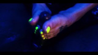 OUTSTANDING NEON FOOTJOB MAKES COCK EXPLODE!