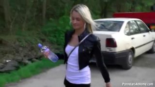 Blonde hottie gives amazing handjob outdoors