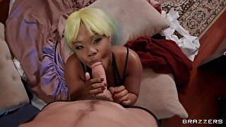 Charles Dera - Ebony Babe Finds Fun In Her Muff With Charles