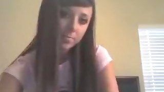 This is how a slutty brunette teen looks like on webcam