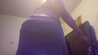 Twerking in dress