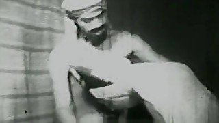 Sultan Wants to Fuck that Dirty Girl (1930s Vintage)