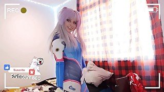 Dva Cosplay Review