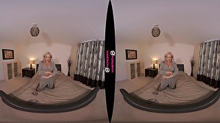 Girlfriend Experience featuring Frankie Babe - WankitNowVR