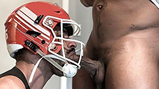 Hunks Jason Vario and Mateo Zagal love football and anal