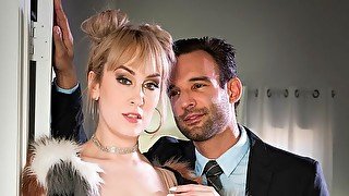 Glamorous cheating wife Maxim Law fucked likes a cheap slut