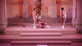 Male nude theater, hombres desnudos en teatro