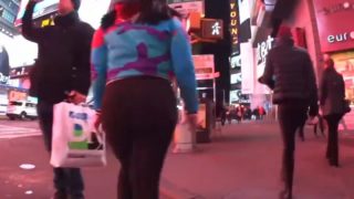 Short thick big booty latina in black leggings